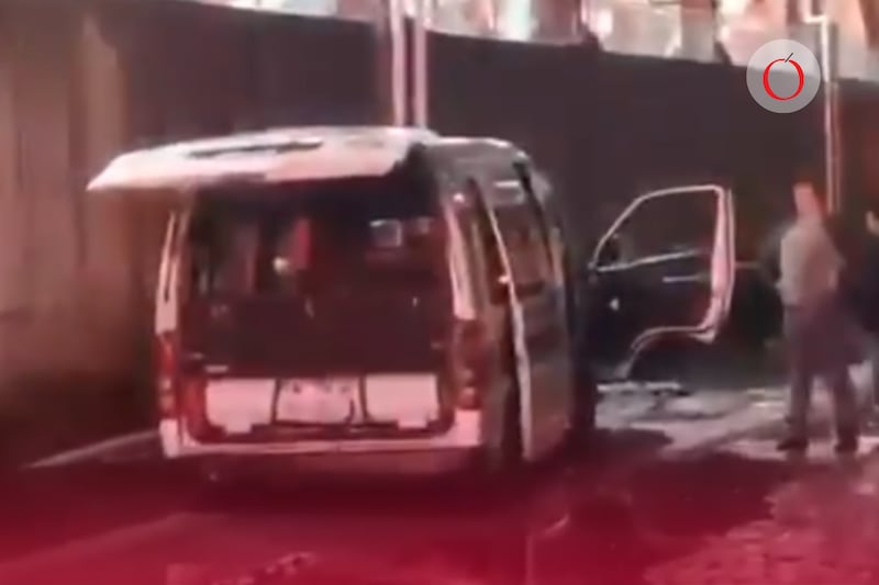 Transporte público inundado en Tultitlán