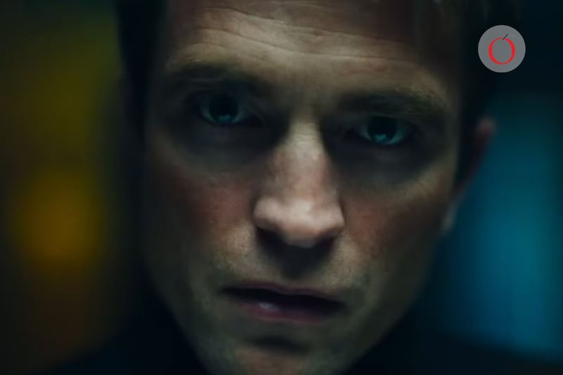 ckyonjb2vnfrpbc7sdipyhrv3i-1 Primetime, la nueva película de Robert Pattinson, debutó este fin de semana en el Festival Internacional de Cine de Venecia y ya salieron las primeras reseñas. La cinta ha recibido elogios casi unánimes.