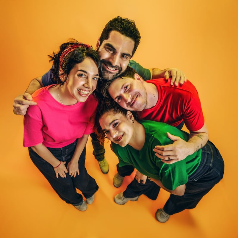 "Lo peor de mis amigos" estrena temporada en el Teatro Milán