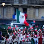 México desfila en la inauguración de París 2024