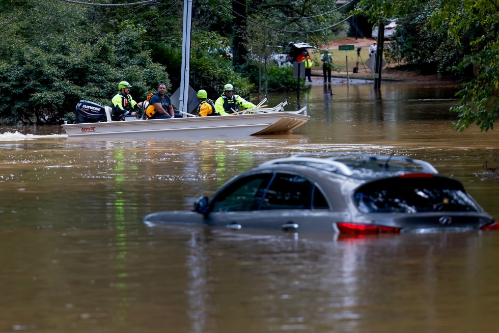 Vista de una inundación causada por el huracán Helen, en Atlanta, Georgia, el 28 de septiembre de 2024. EFE/Erik S. Lesser