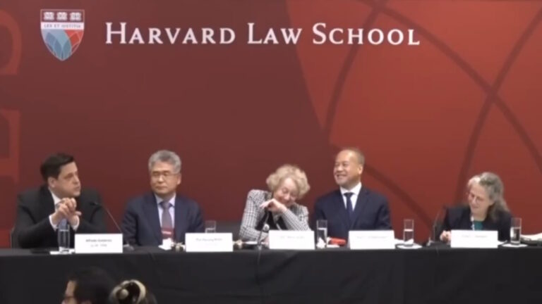 explicacion-del-ministro-gutierrez-ortiz-mena-de-la-reforma-judicial-provoca-risas-en-evento-de-harvard