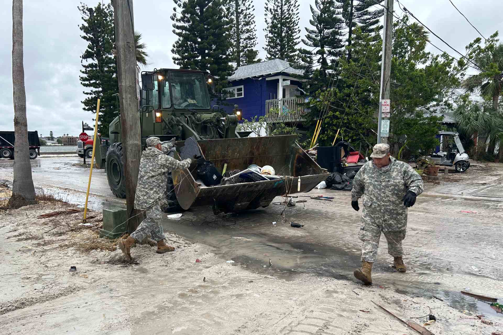 SRE alerta a mexicanos en Florida por el avance del huracán “Milton”