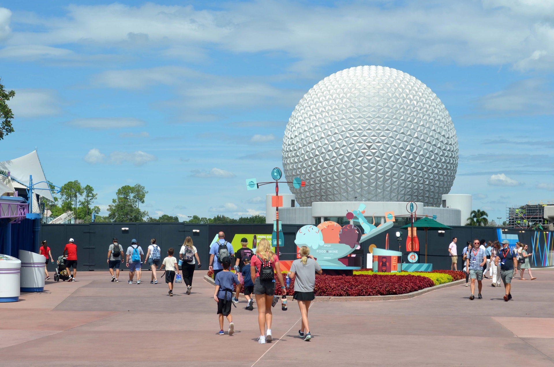 Los parques de Disney en Florida cierran ante la llegada de ‘Milton’