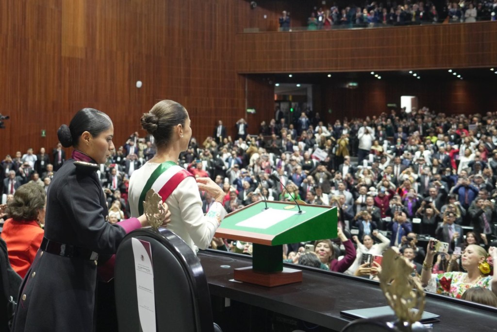 Claudia Sheinbaum protesta como la primera presidenta de México - sheinbaum-galeria-5-1024x683