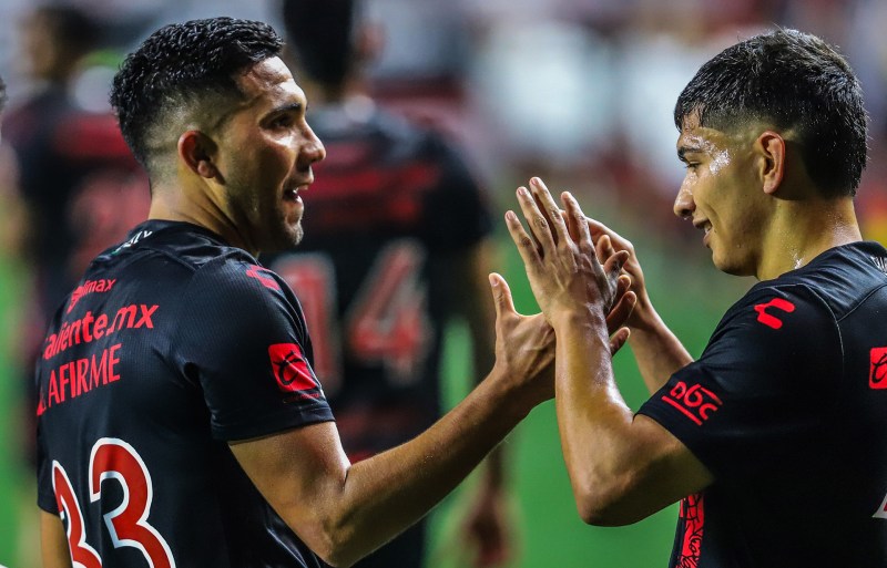 Xolos golean al líder Cruz Azul y ponen un pie en la semifinal - xolos-golean-al-lider-cruz-azul-y-ponen-un-pie-en-la-semifinal-2-1024x656