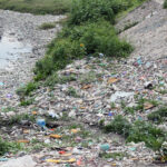 Lluvias extremas y exceso de basura desbordan el drenaje de Ciudad de México