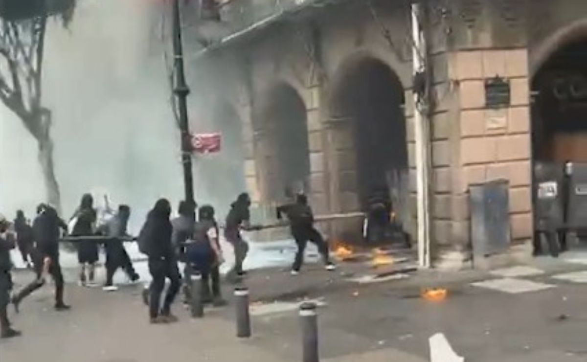 Estiman pérdidas por 55 mdp por actos vandálicos en marcha del 2 de Octubre