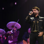 Alejandro Fernández rinde homenaje a su padre con ‘De Rey a Rey’