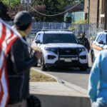 Jueza prohíbe a agentes federales en Chicago usar fuerza contra periodistas y manifestantes Jueza prohíbe a agentes federales en Chicago usar fuerza contra periodistas y manifestantes