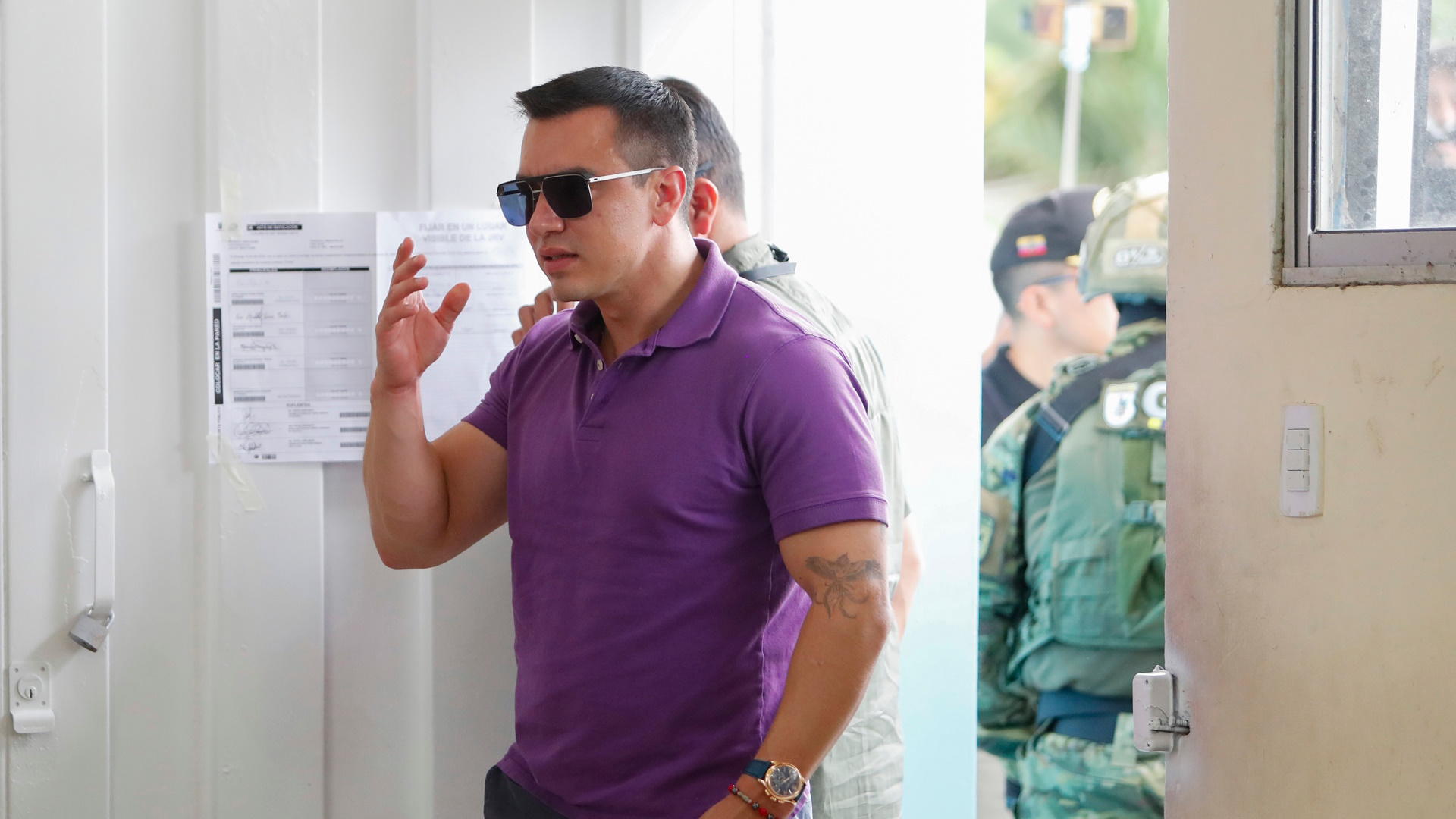 Presidencia de Perú condena “enérgicamente los actos violentos” contra Noboa