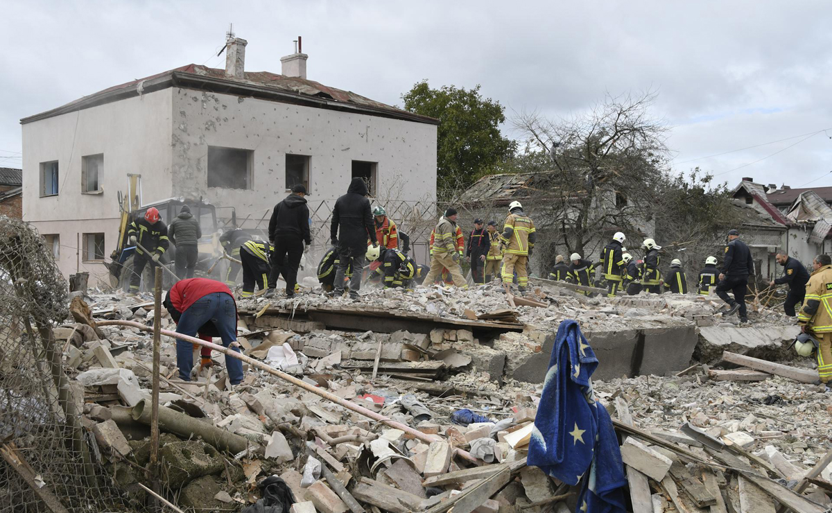 Rusia ataca con drones y misiles toda Ucrania; reportan 5 muertes