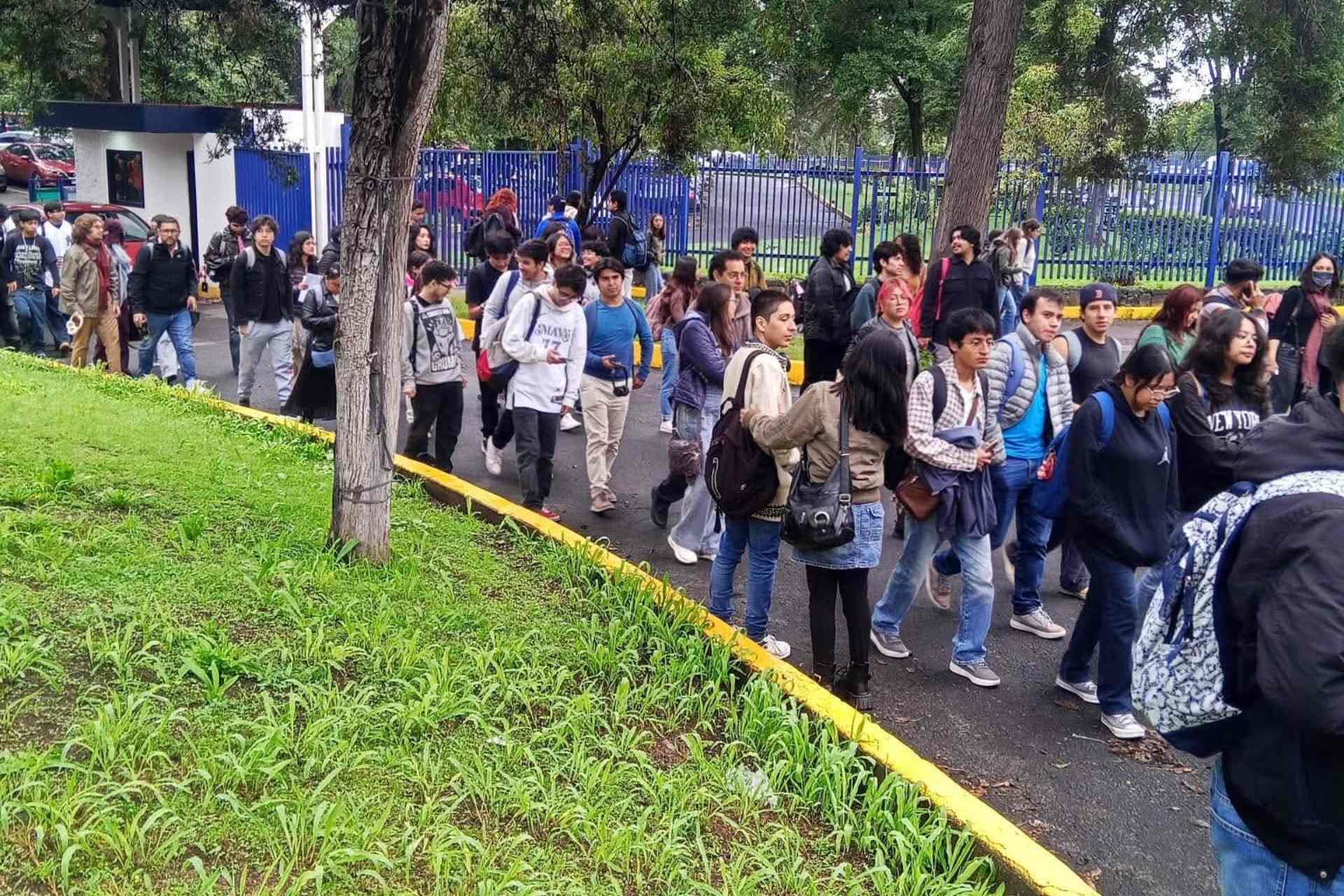 Desalojan Facultad de Ciencias Políticas de la UNAM, ¿cuál fue el motivo?