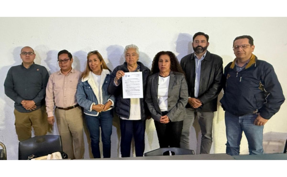 firma-del-pliego-petitorio-del-cch-sur-tras-ataque-de-lex-ashton CCH Sur y UNAM acuerdan reforzar seguridad tras ataque de alumno - firma-del-pliego-petitorio-del-cch-sur-tras-ataque-de-lex-ashton