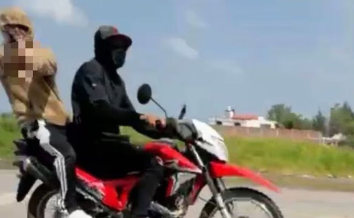 Video: Disparan contra hombre que denunciaba baches en vivo; “me estoy muriendo”, dijo