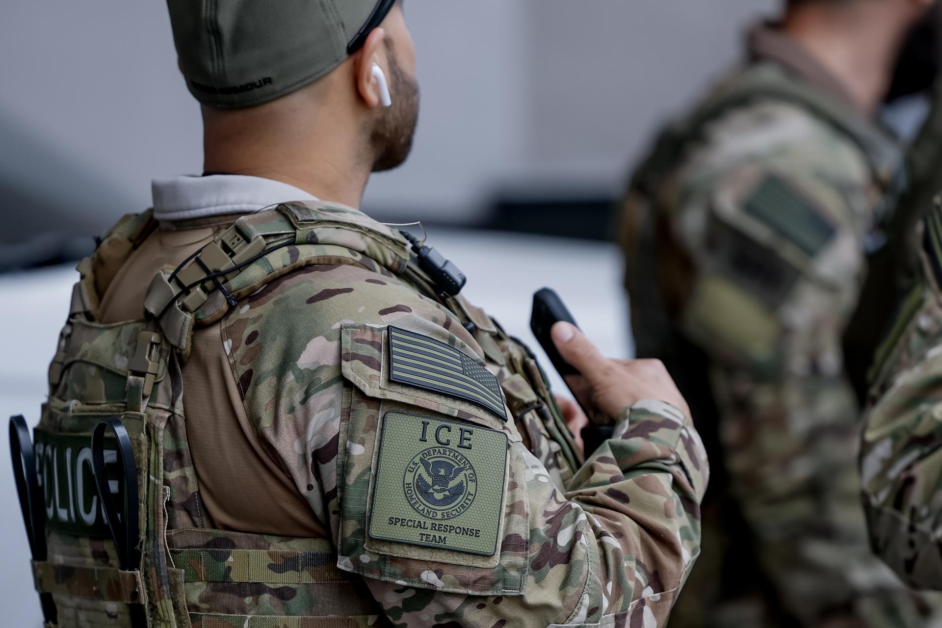 Apple retira una aplicación para rastrear a los agentes de ICE en EE.UU.