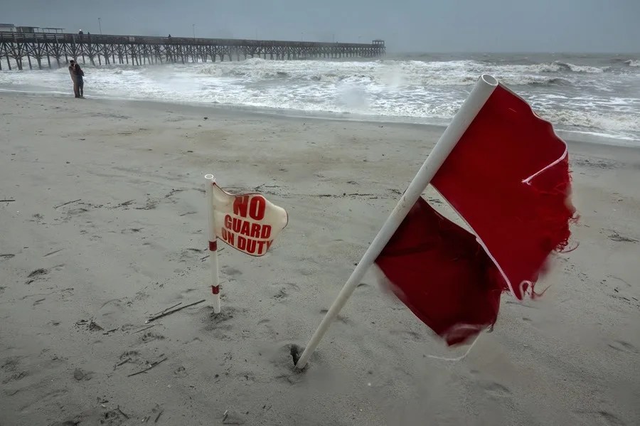 imelda-huracan-2-1 Imelda se convierte en huracán y amenaza con lluvias en Carolina del Norte