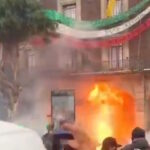 Marcha por el 2 de octubre: Caos en el Zócalo de la CDMX por enfrentamientos Marcha por el 2 de octubre: Caos en el Zócalo de la CDMX por enfrentamientos