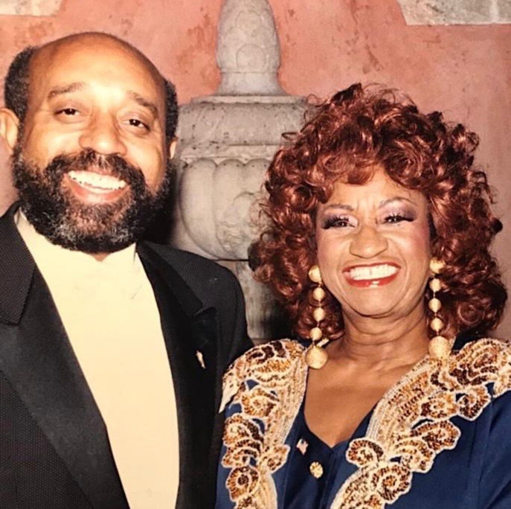 Nombran una calle en Nueva York en en honor al productor y promotor musical Ralph Mercado - nombran-una-calle-en-nueva-york-en-en-honor-al-productor-y-promotor-musical-ralph-mercado-2-1024x1019