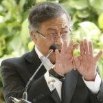 Petro propone hacer una réplica del Tesoro Quimbaya con 42 kilos de oro incautado Petro propone hacer una réplica del Tesoro Quimbaya con 42 kilos de oro incautado