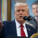 Trump amenaza con eliminar agencias en medio de puja con demócratas por cierre de Gobierno