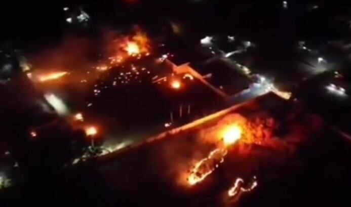 Explosión de pirotecnia en San Miguel Guelache, Oaxaca deja herido de gravedad