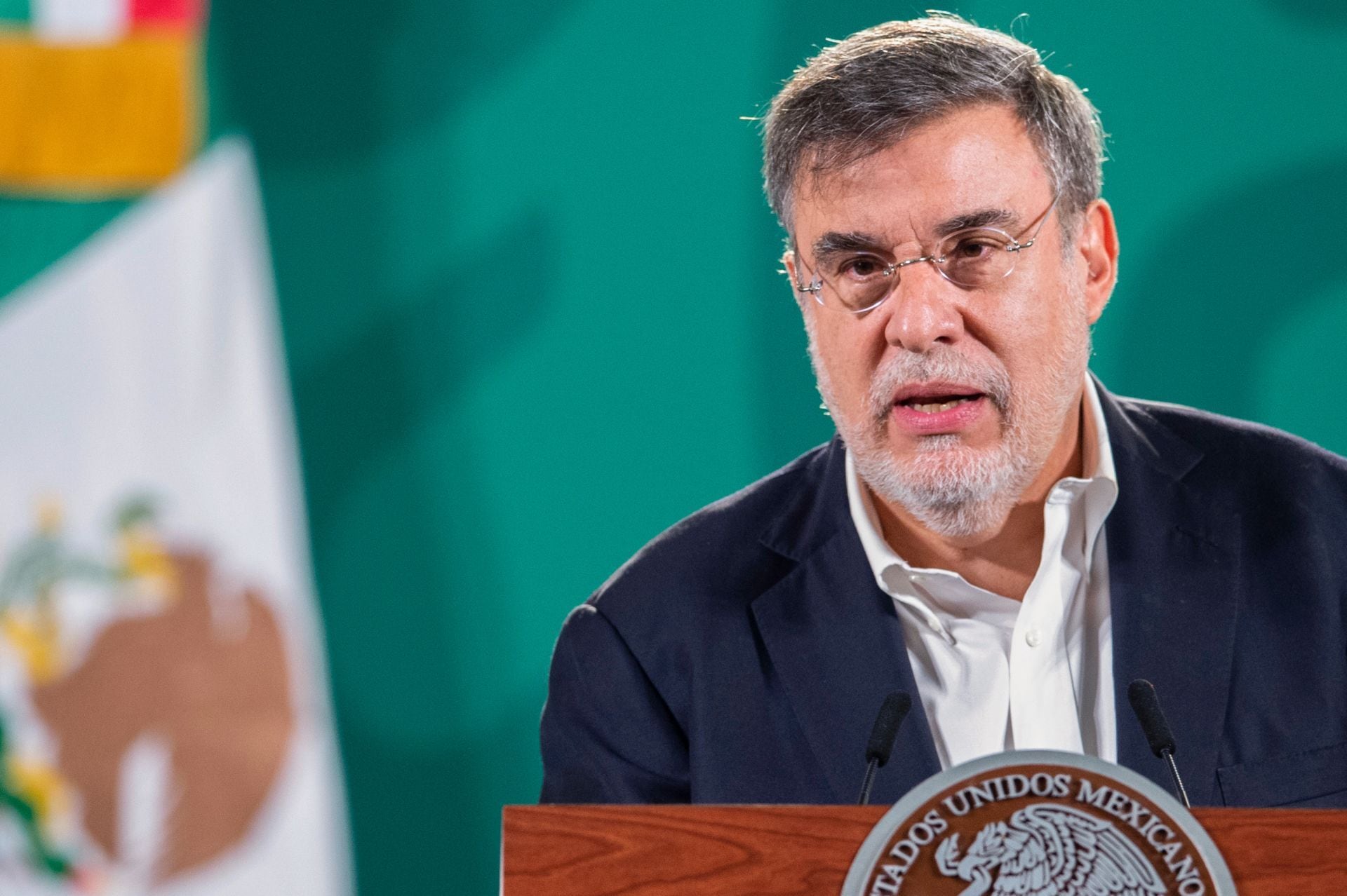 Scherer Ibarra dijo a Denise Maerker que nadie ha salido a señalar que lo que dice en su libro Ni venganza ni perdón es falso