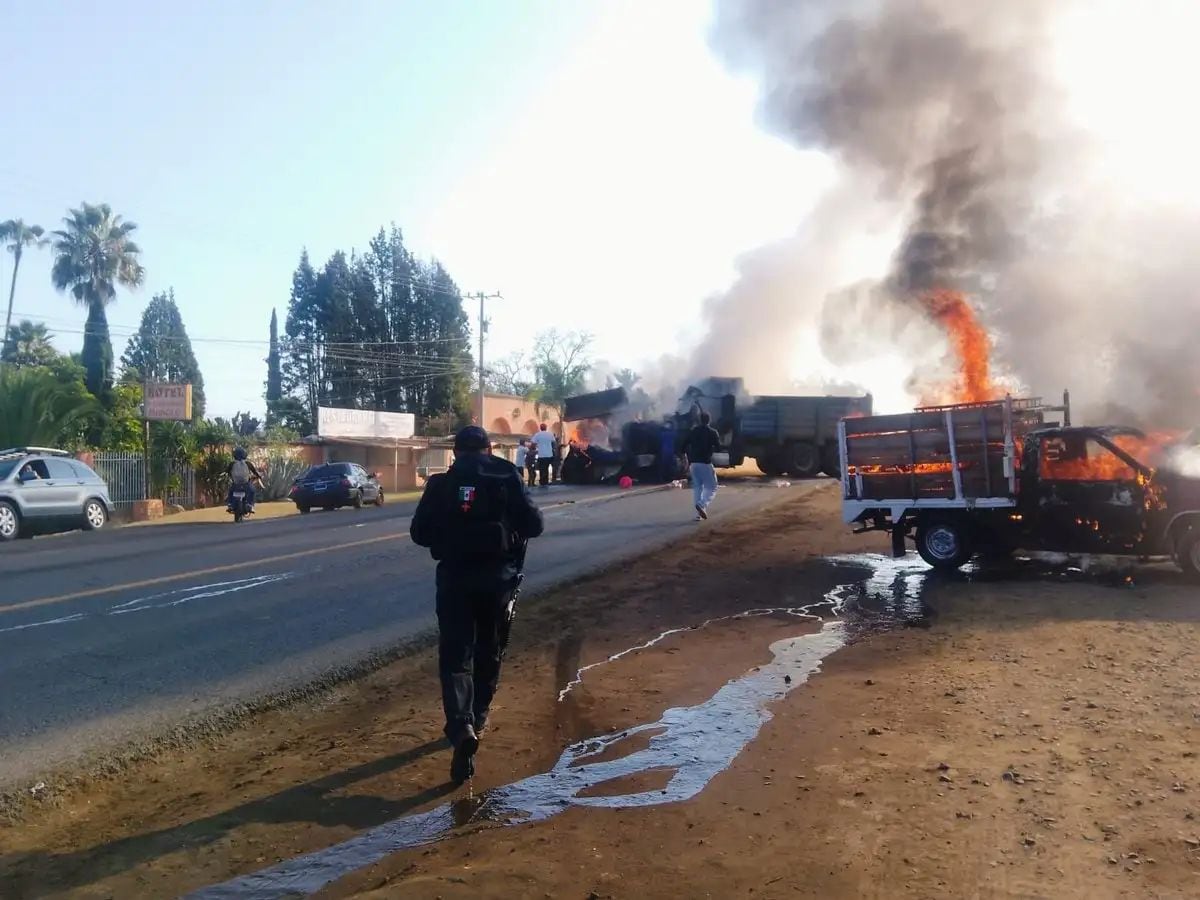 Ola de violencia y bloqueos afecta occidente y centro del país