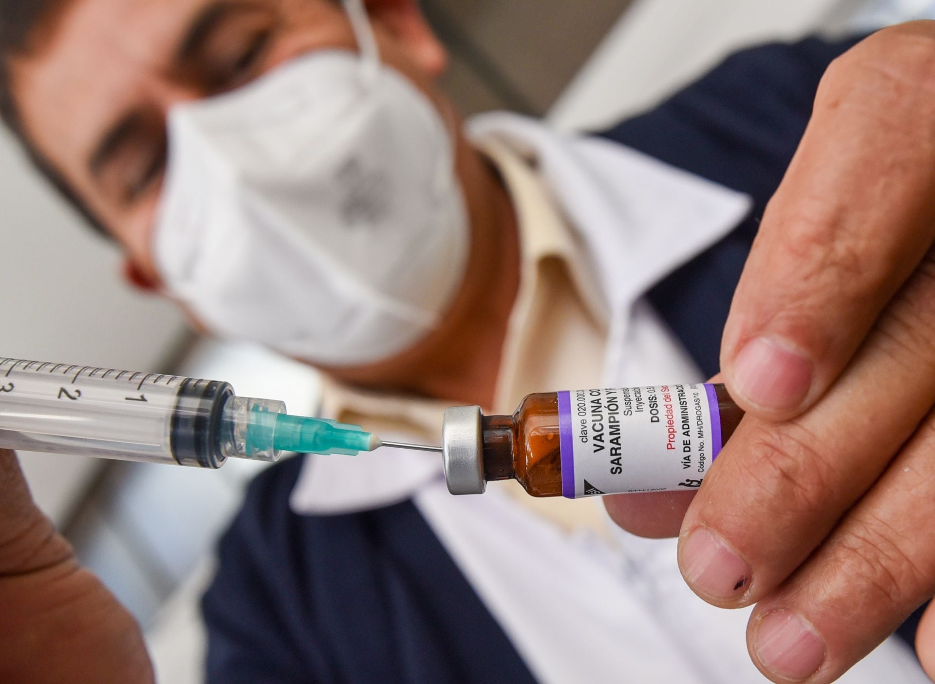 Reclamos por falta de módulos de vacunación contra el sarampión en CDMX