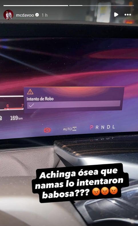 2ic6wfekzzaajfdk2clqhbpuna MC Davo denuncia robo en Monterrey: saquean dos camionetas