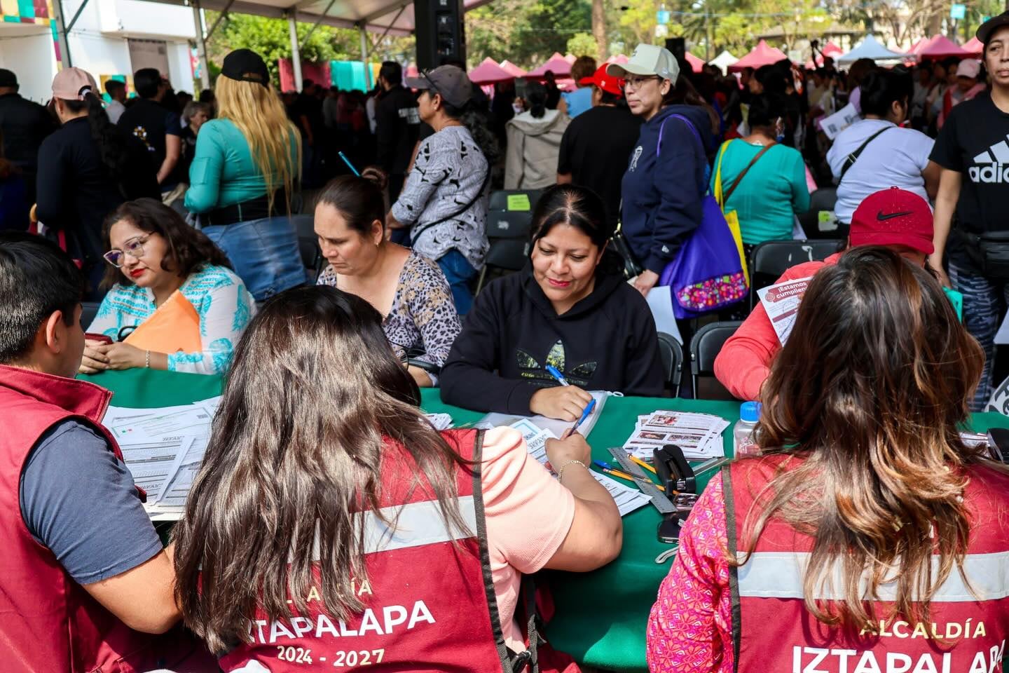 2ubep7gmo5bkvhwn3o43geekdy Calendario Jefas de Familia 2026