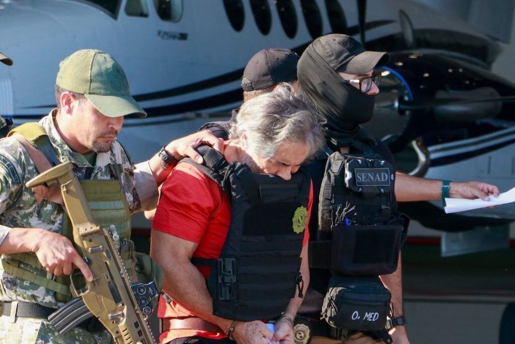 3vz2v7yuxbatxlalijhks47rvm UIF mantiene bloqueo de cuentas de Hernán Bermúdez