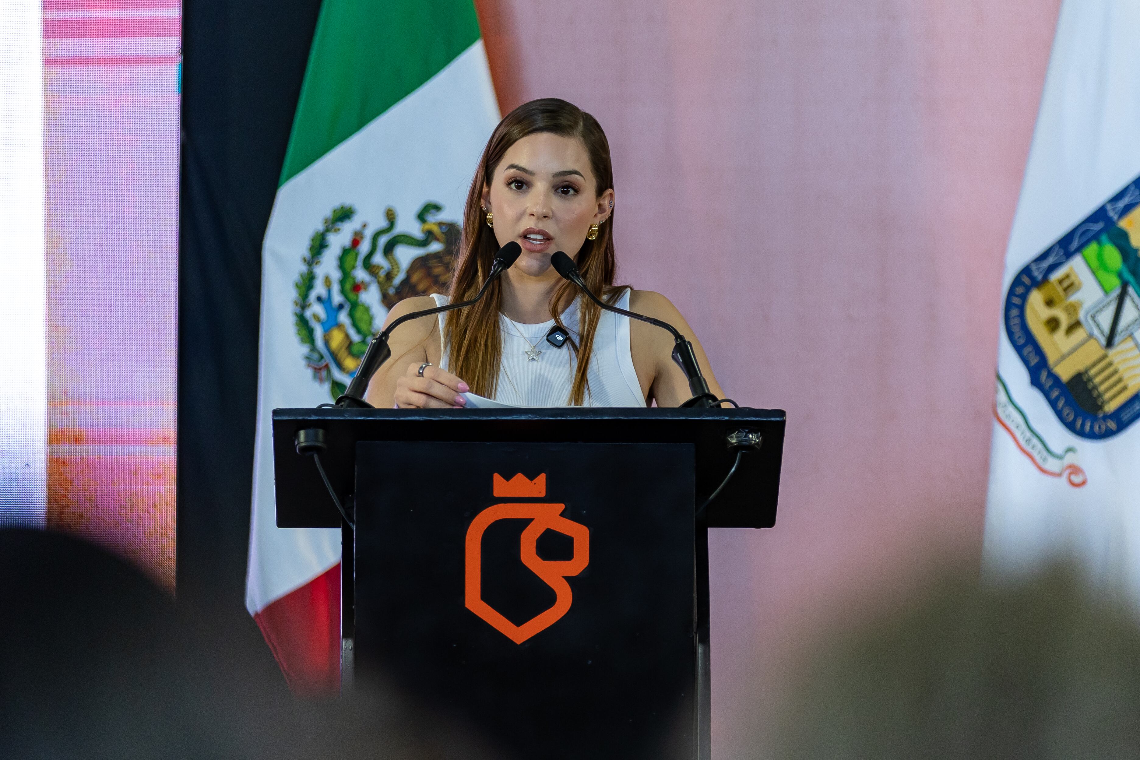 5355mxozhvfsjam77eohe6xb6q Programa de Samuel García "Ayudamos a las Mujeres" beneficia a más de 40 mil jefas de familia en Nuevo León.