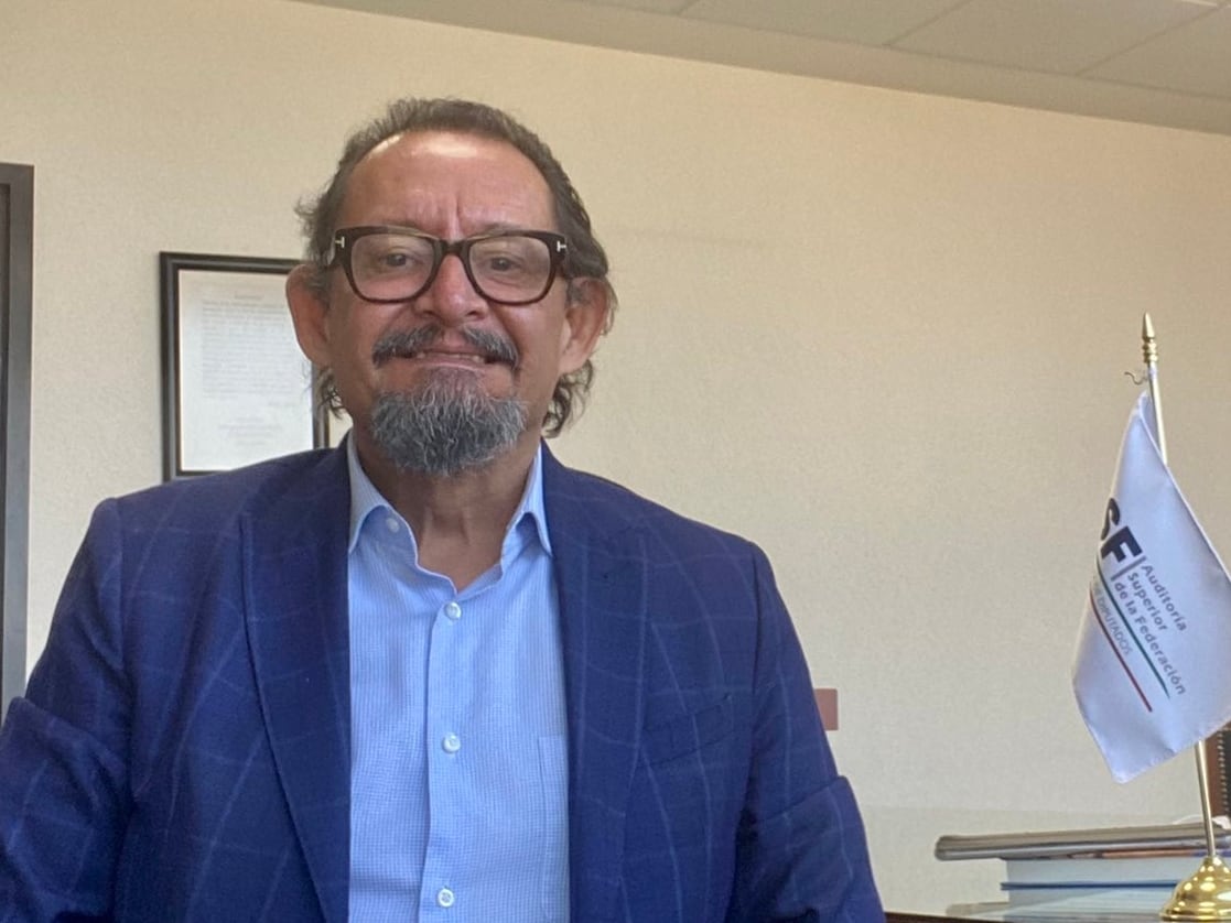 7szjlqyxd5emdbzcjwi5dpvolu Emilio Barriga, funcionario de la Auditoría Superior de la Federación.