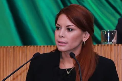 afkb34rt4vjzhgfzafmhfkdsje Karina Barrón