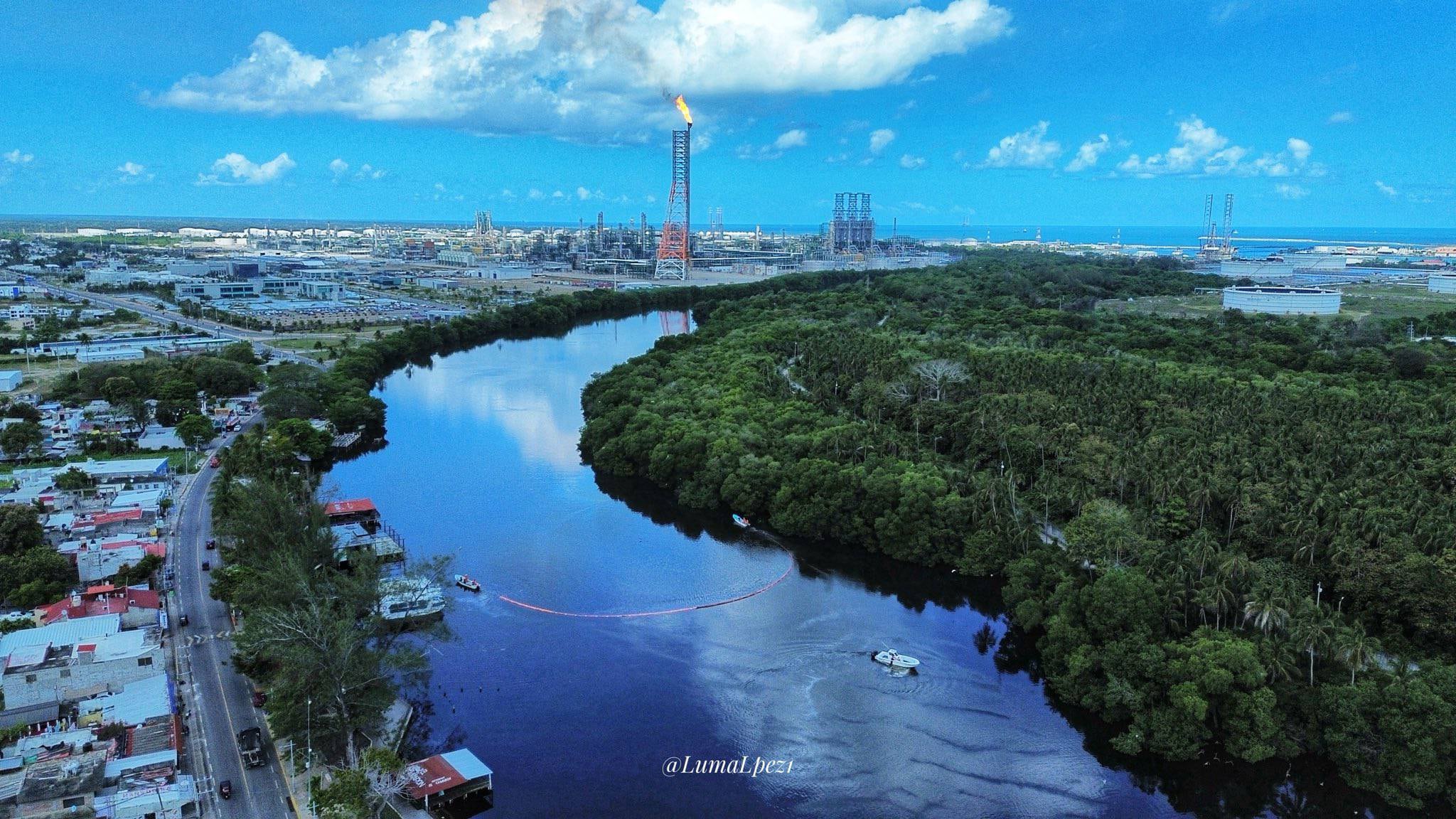 laz2ktigffeuhhc544ivgpj6va Derrame de hidrocarburo cerca de Dos Bocas