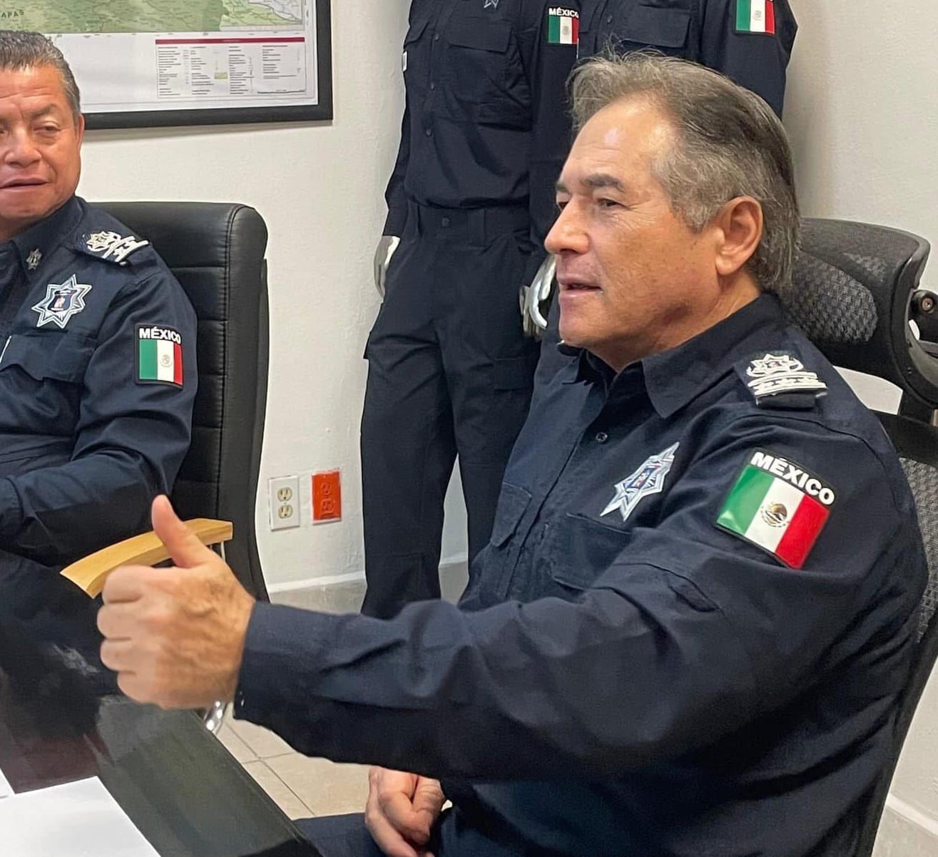 lg7hmlvkkjbcdnwl7cfl7o3cry Hernán Bermúdez Requena