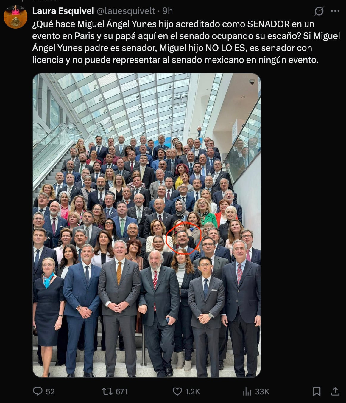 Exhiben a Miguel Ángel Yunes Márquez en París