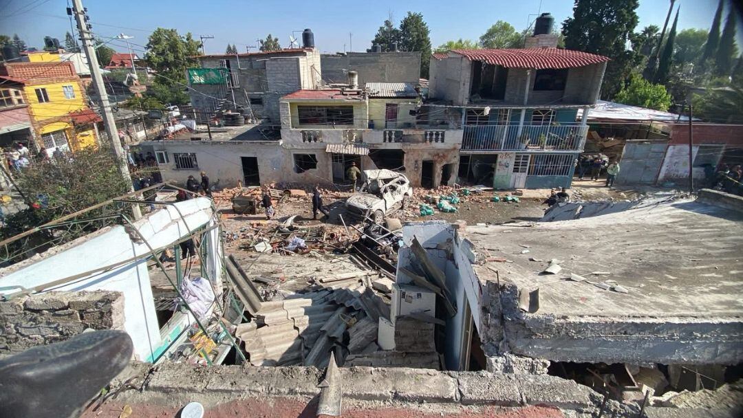 Explosión por fuga de gas deja 12 heridos en Coacalco