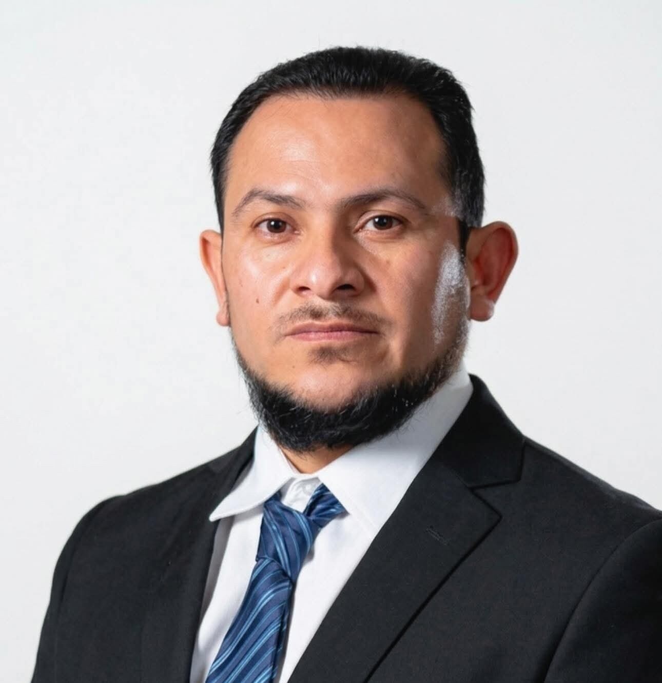 oug4mgntgfhsbh6txcahyvbhp4 Jaime Aguirre Mejía, tesorero municipal de Apaseo el Alto, Guanajuato