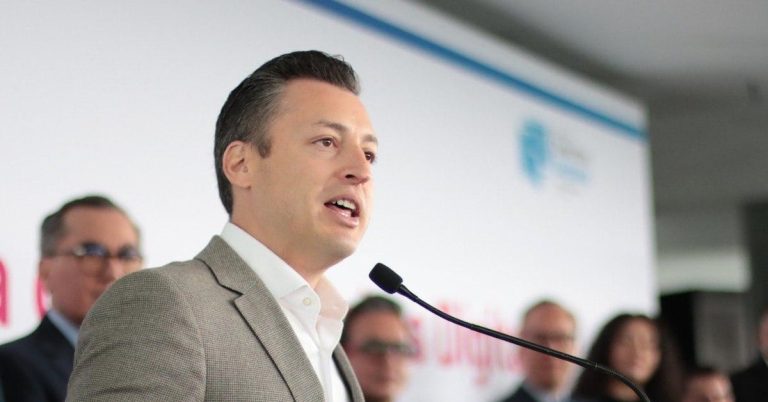 sdfq5k4pgbblvdw5bhth3jvx6q-1