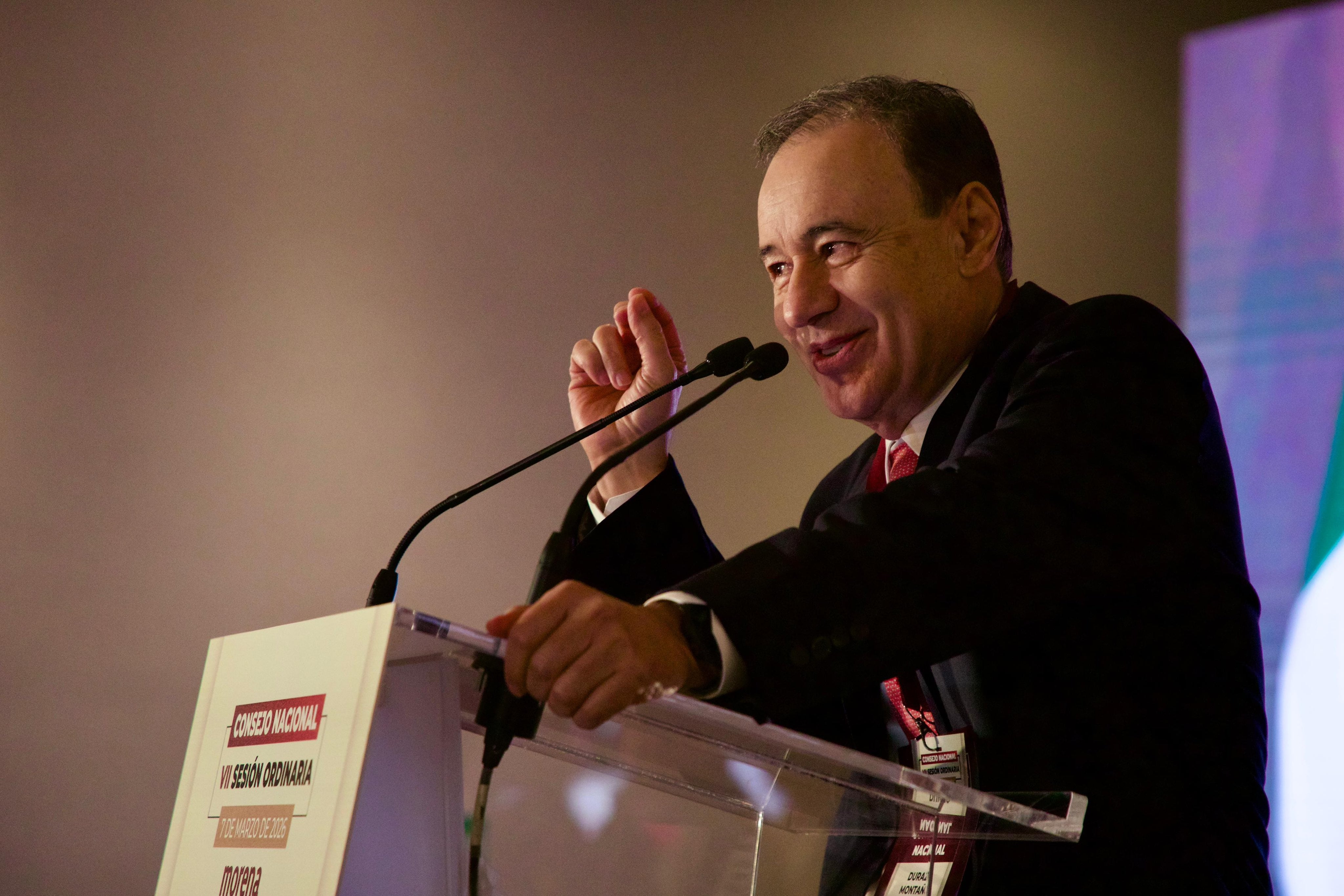 “No hay cargos sino encargos”, afirma Morena en su Consejo Nacional