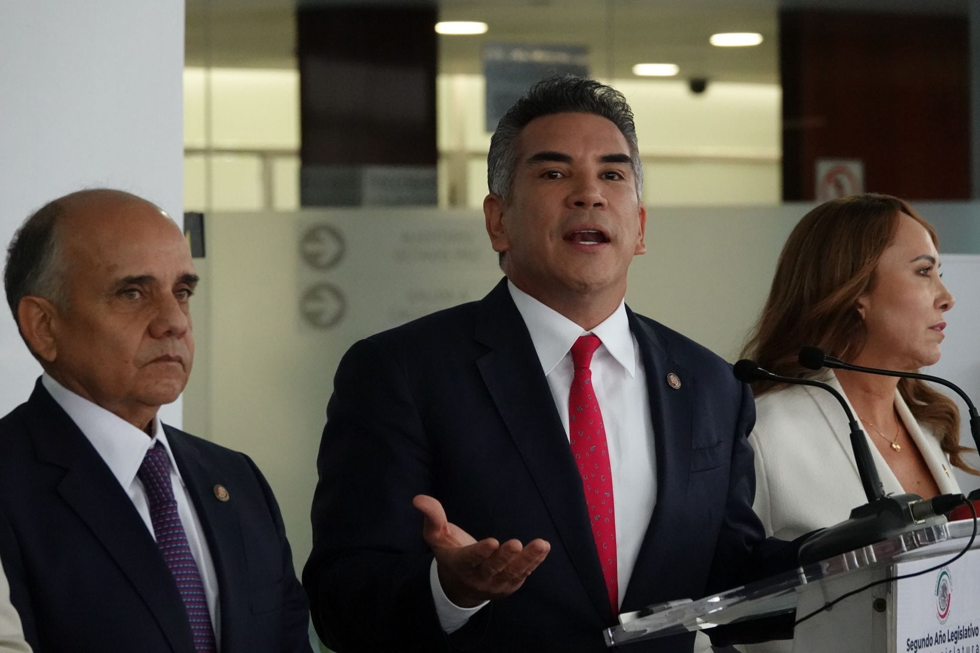 Política en tensión: Alejandro Moreno asegura que enfrentará el desafuero “con mucha determinación”