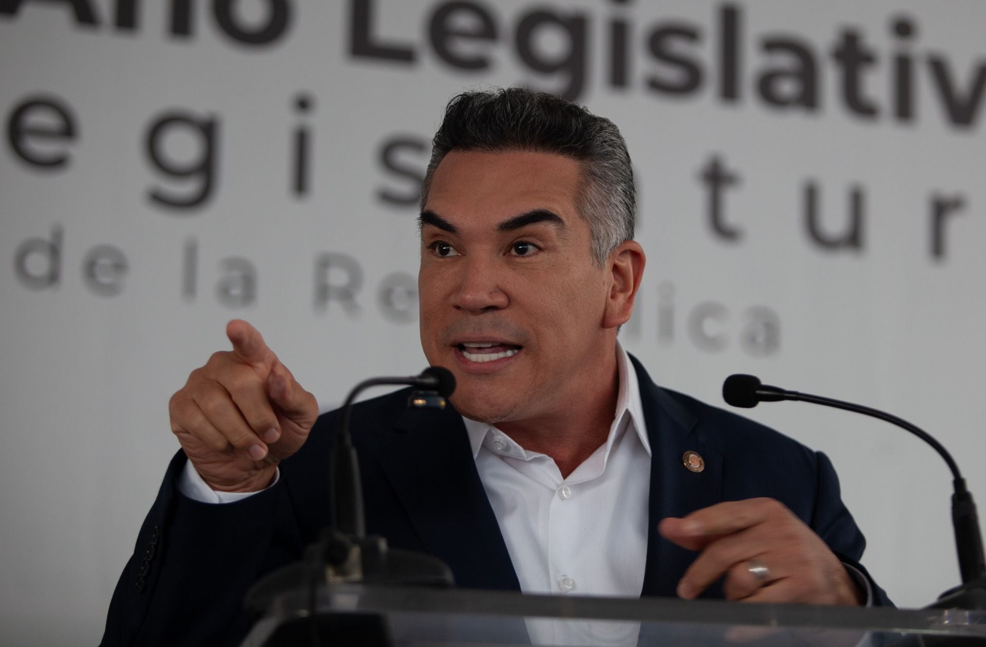 zql3wdrchnaorjoqqty4kamrq4 Alejandro Moreno