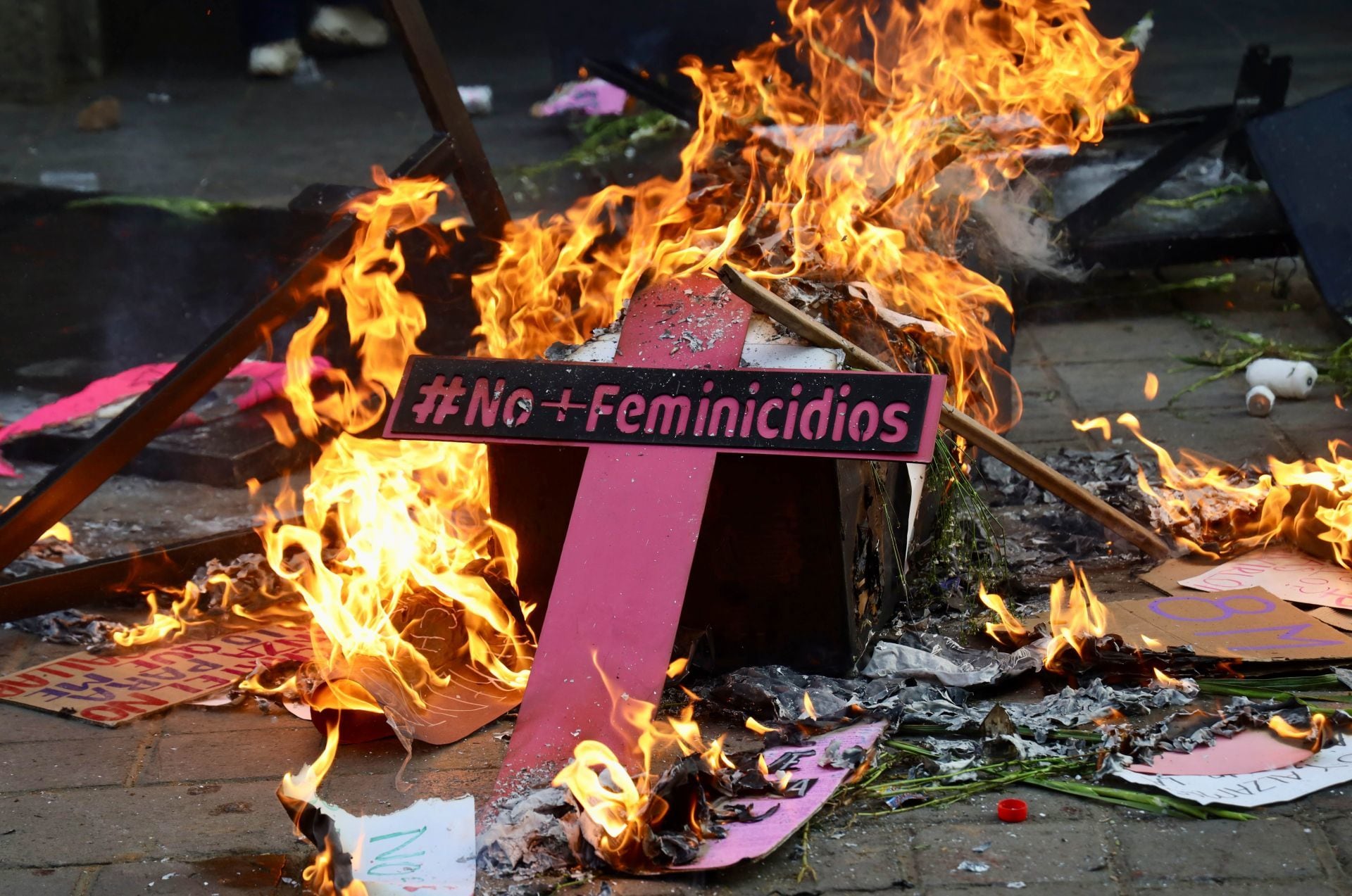 Senado discutirá la Ley General contra el feminicidio tras aval en comisiones