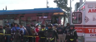 4x65zm4zs5cgje4mejjrrum4la Chofer de trolebús se habría quedado dormido rumbo a Chalco; choque deja 20 heridos