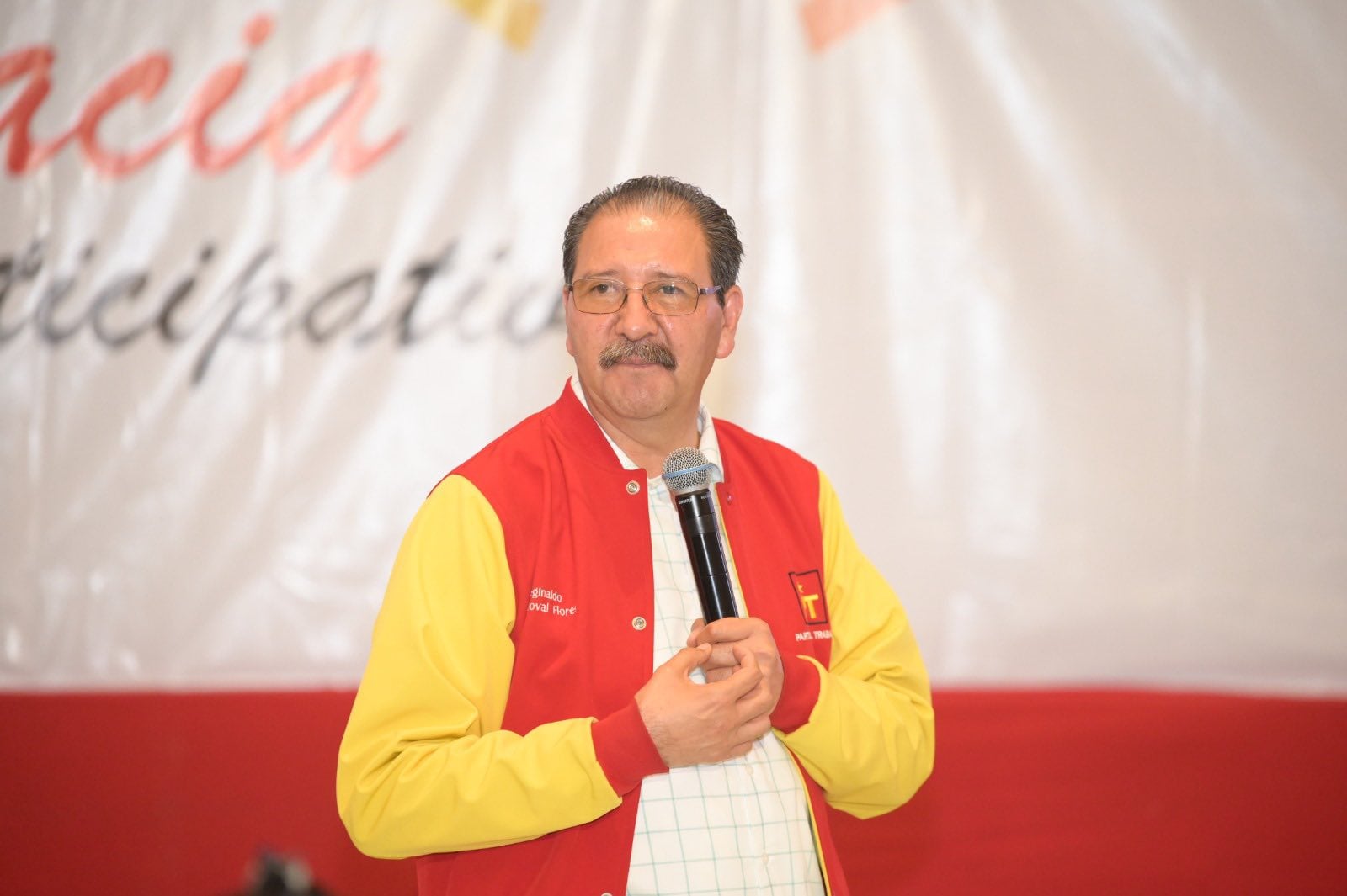 fyx6nyhqhfc7jc3lbffw7yfmqq Reginaldo Sandoval, diputado del PT