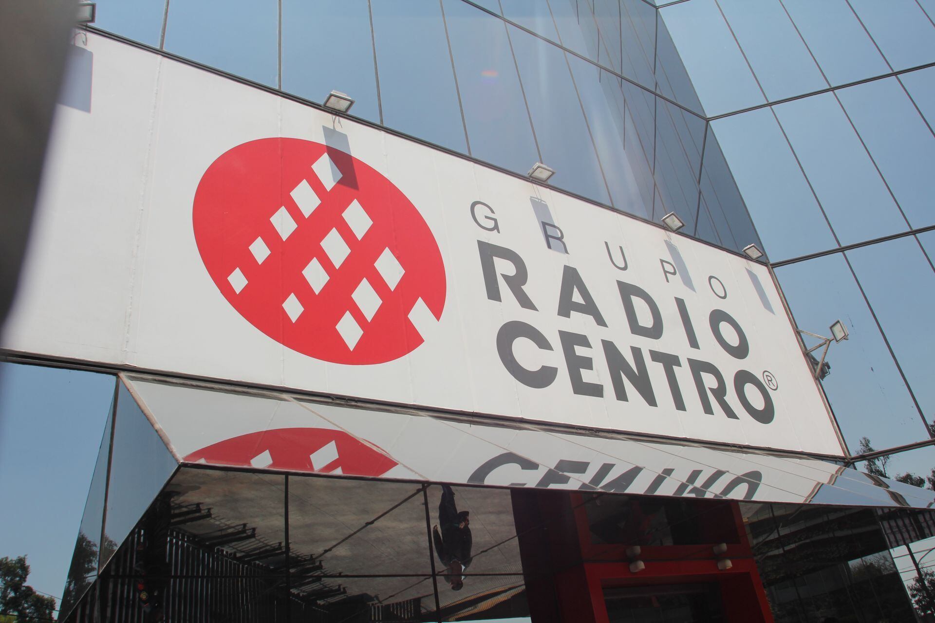 jrjqy4y3yzfstgfen6vqsxdaam Grupo Radio Centro.