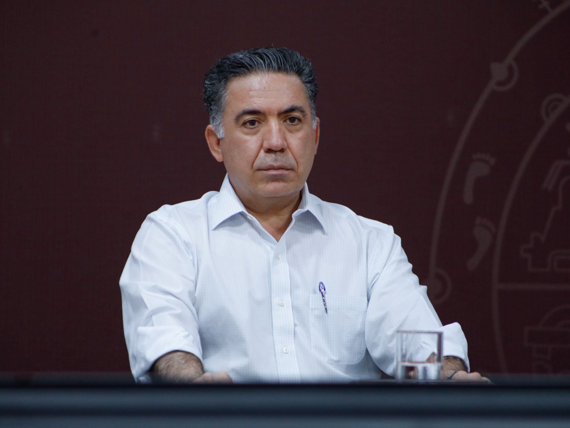 pxvho2k4fncjznpursb3b2xbri-2 Enrique Inzunza asegura que está en el Senado, aunque no se le ha visto en su oficina