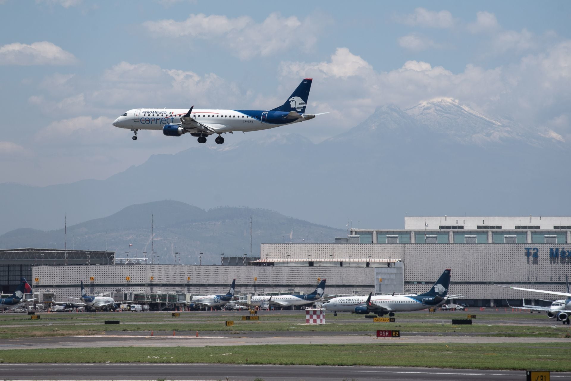 3ns24krlhngyxdcmdbyrw7s3j4 Aerolínea mexicana "Aeroméxico"